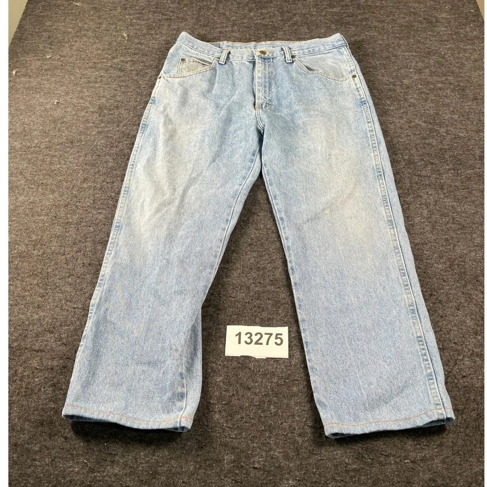 Wrangler Jeans Mens 34x30 Blue Denim Cotton Light Wash Casual Straight Leg